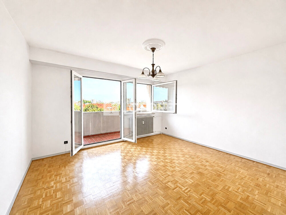 SCHILTIGHEIM - Appartement 4p de 81.70m2 avec balcon, cave et grenier