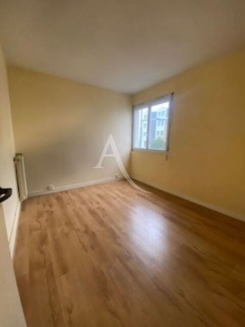  Appartement � louer 3 pi�ces 67 m� La rochelle