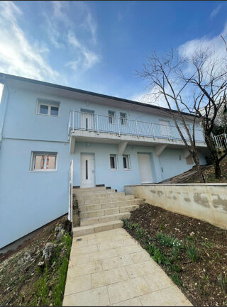  Appartement � louer 5 pi�ces 108 m�