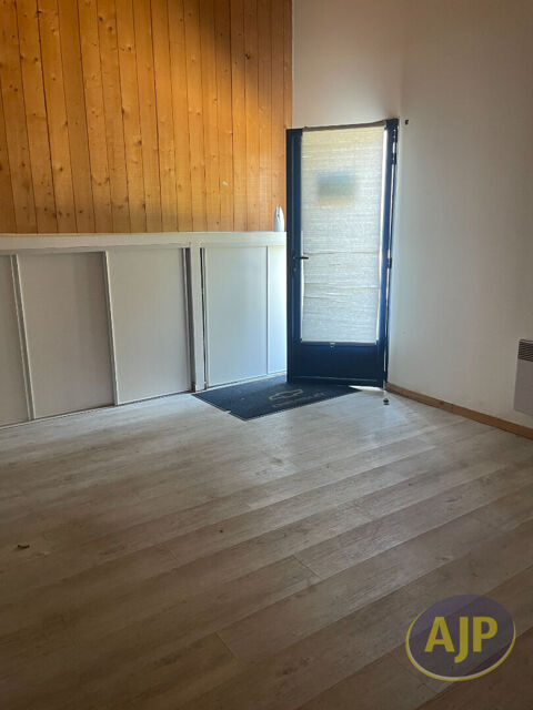   CAMPBON - LOCAL ATELIER AVEC BUREAU 
