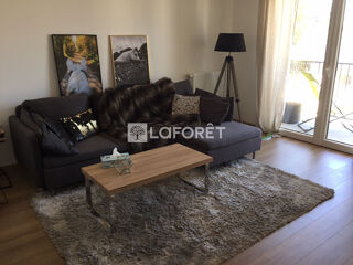  Appartement à louer 2 pièces 42 m²