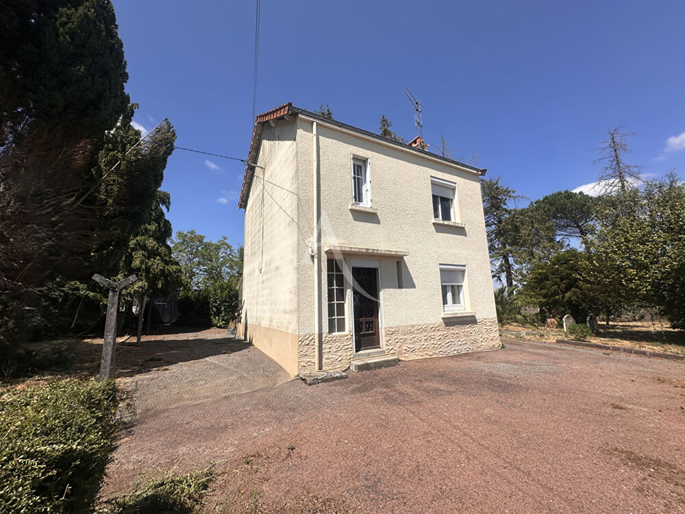 A deux pas du bourg, belle opportunité!