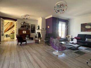  Maison  vendre 7 pices 210 m