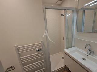  Appartement à louer 2 pièces 40 m²
