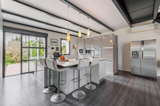  Maison � vendre 7 pi�ces 270 m�