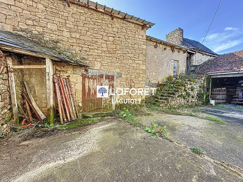 Corps de ferme 309 m² Coubisou