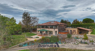  Maison  vendre 8 pices 200 m