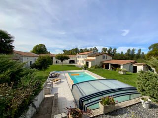  Maison à vendre 7 pièces 245 m²