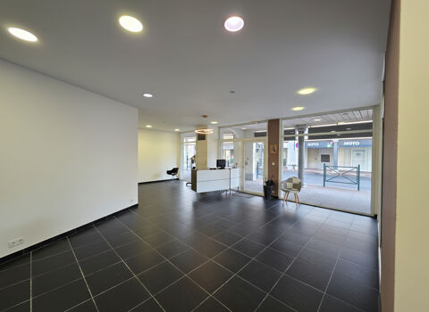 Local commercial Saint Paul Les Dax 75 m2 1175 40990 Saint paul les dax