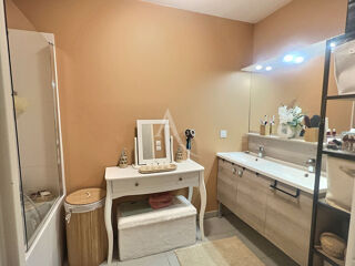  Appartement  vendre 3 pices 77 m