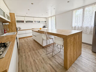  Maison  vendre 7 pices 160 m