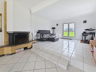  Maison � vendre 7 pi�ces 175 m�