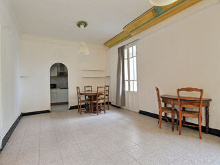  Appartement à louer 2 pièces 70 m²