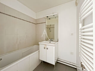  Appartement  vendre 2 pices 49 m
