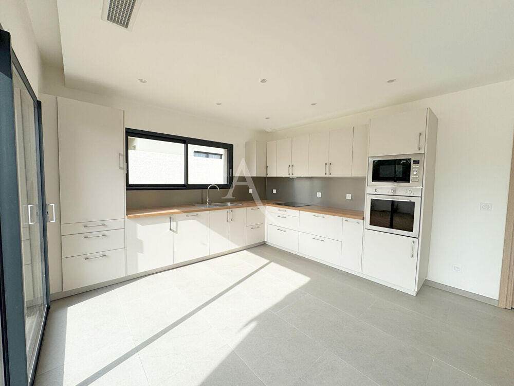 Vente Maison THUIR : Maison neuve en 3 faces - 130 m²  avec JARDIN PISCINABLE ET GARAGE ! Thuir