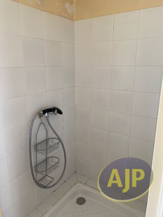  Maison à louer 2 pièces 57 m²