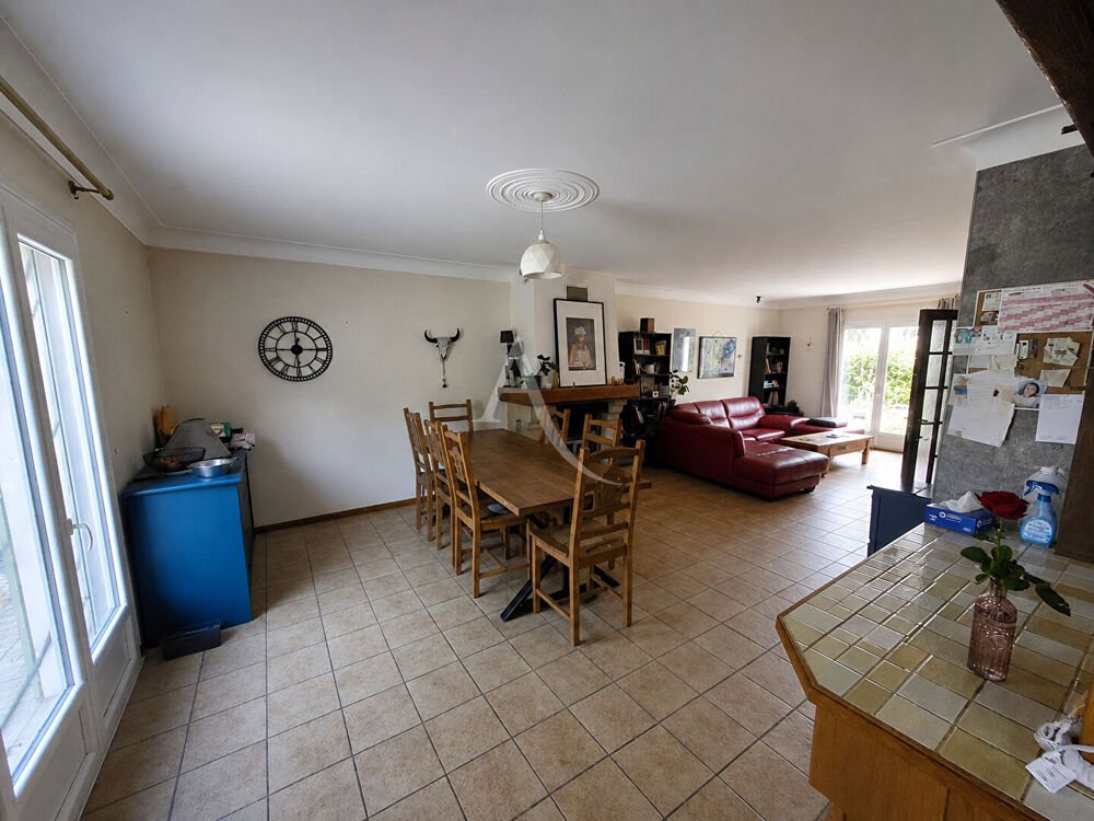 Maison 8 pièce(s)- 180m²