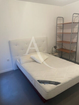  Appartement à louer 2 pièces 47 m²