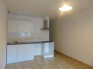  Appartement à louer 2 pièces 30 m²