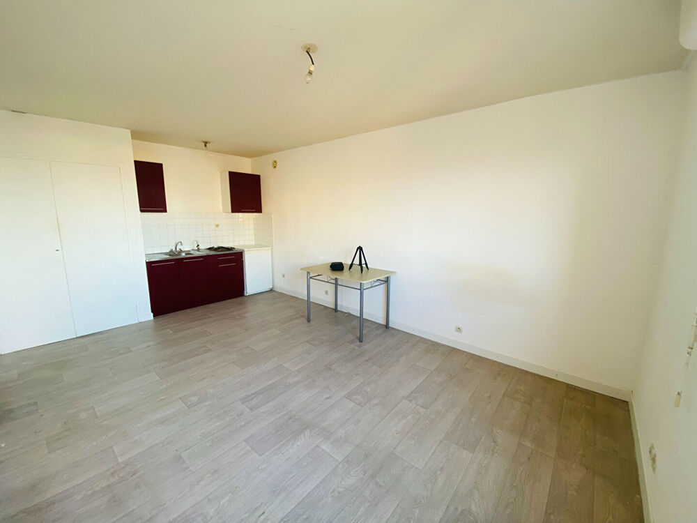 Vente Appartement Saint-Brieuc GARE : T1 - 6ème et dernier étage avec vue dégagée ! Saint brieuc