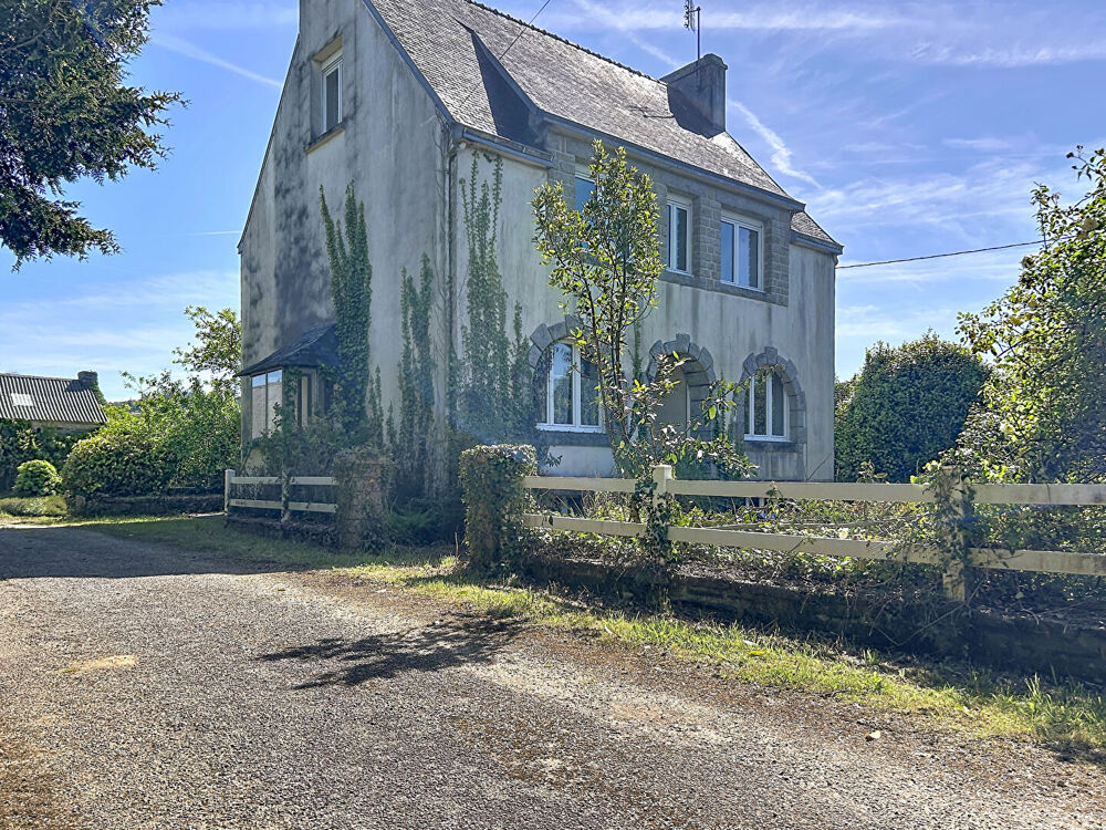 Vente Maison Ancien corps de ferme, 6 chambres, 4 dépendances, Quemeneven Quemeneven