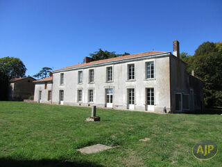  Villa � vendre 15 + pi�ces 465 m�