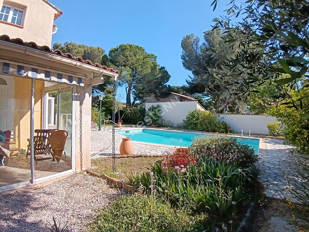 Vente Maison Six-fours le Brusc Maison T6 d'environ 150 m² sur terrain plat de 1503 m² Six fours les plages