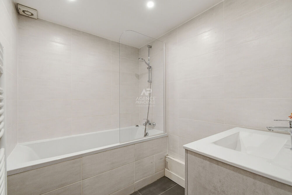 Vente Appartement Appartement Saint Germain En Laye 6 pièces  - hyper centre - 120 m2 Saint germain en laye