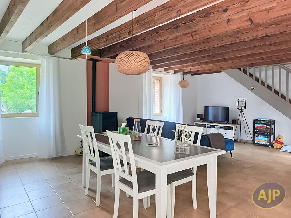 Vente Maison Maison Les Brouzils 6 pièce(s) 142m2 Les brouzils
