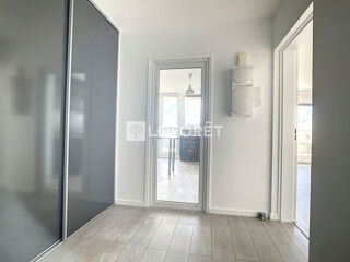  Appartement à louer 4 pièces 88 m²