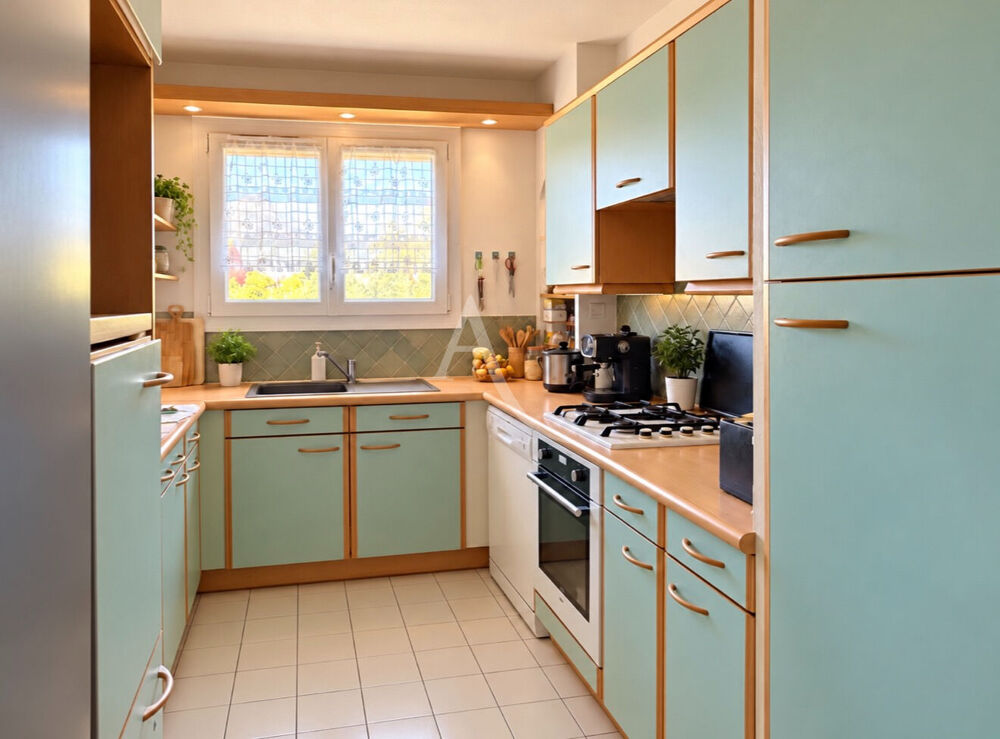 Vente Appartement T3 avec belle terrasse plein Sud et garage résidence recherchée Le Pradet Le pradet