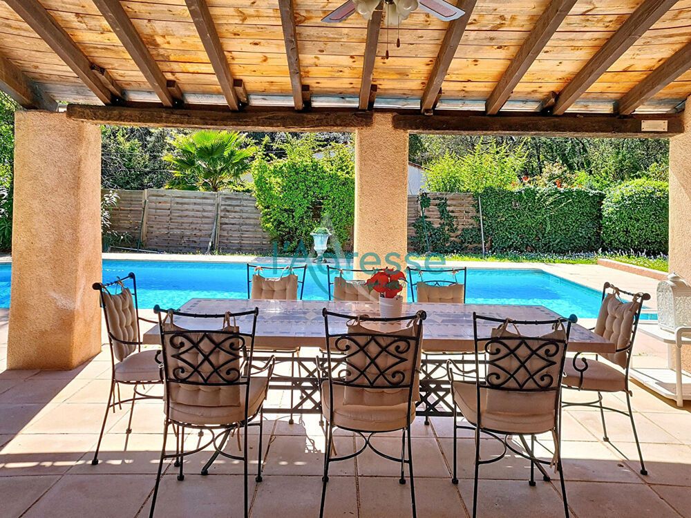 Vente Maison Villa Montauroux 4 pièces 110 m2 Piscine chauffée Montauroux
