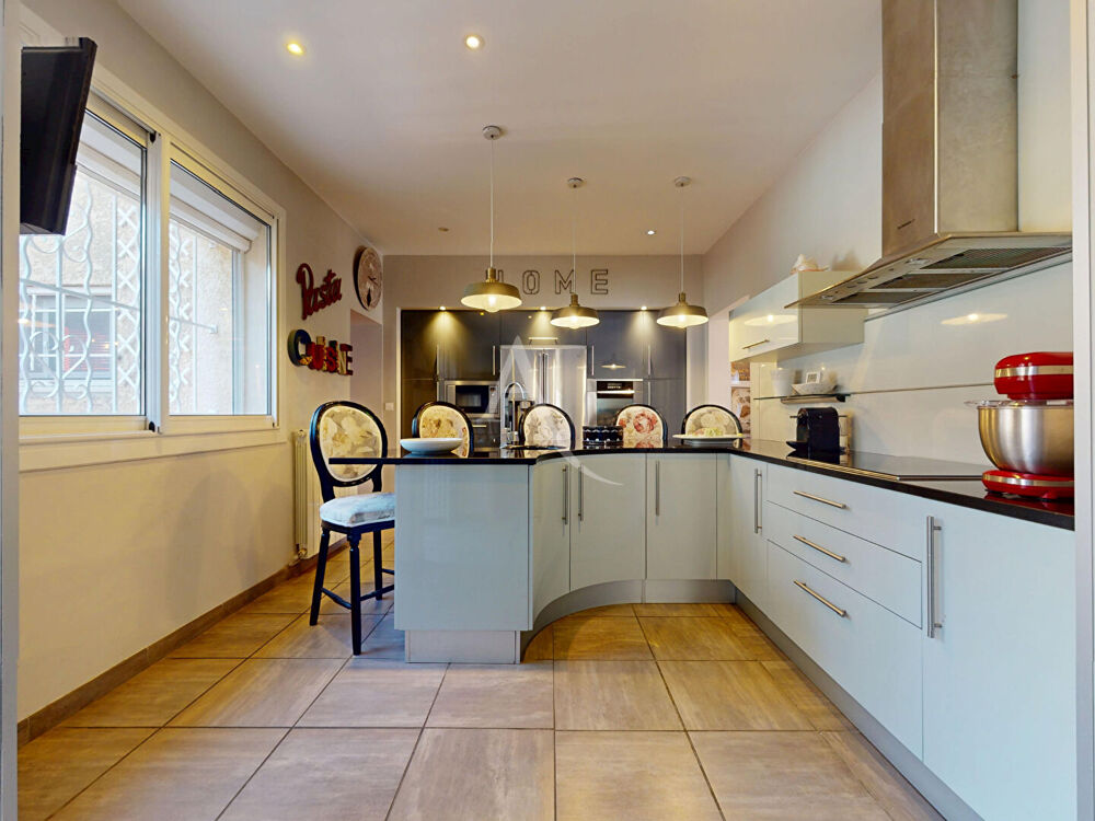 Vente Maison Belle bâtisse en pierre avec jardin et garage Lezignan corbieres