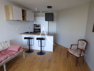  Appartement à louer 2 pièces 45 m²