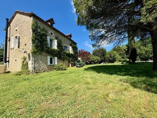  Villa à vendre 15 + pièces 1 m²