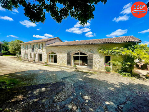   PROPRIÉTÉ EN PIERRE Maison - 8 pièce(s) - 285 m²