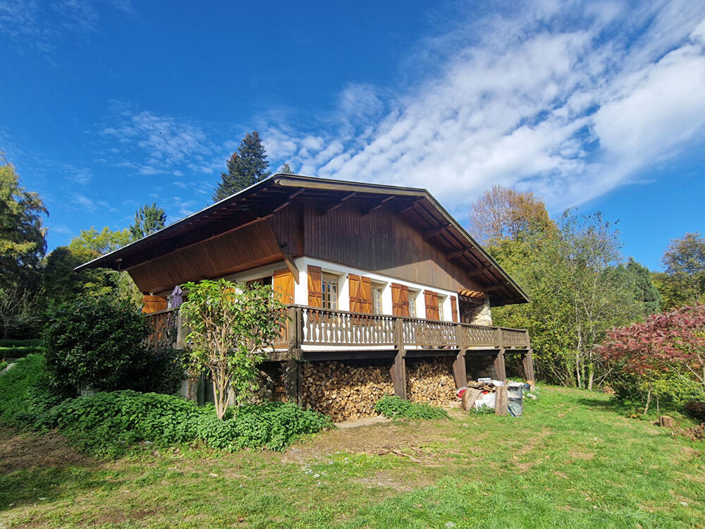 Vente Maison Maison type Chalet au calme et avec 1,3Ha attenant Gourbit