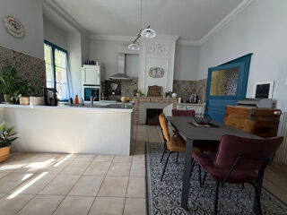  Immeuble à vendre 8 pièces 186 m²