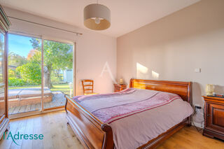  Maison  vendre 8 pices 213 m