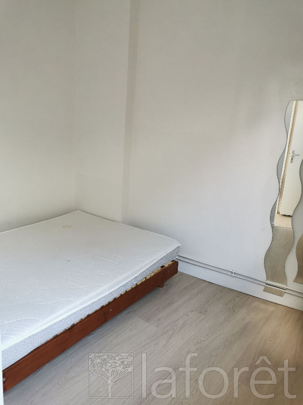 Location Appartement Appartement T1 Bis Valenciennes, centre-ville 30 m2 Valenciennes