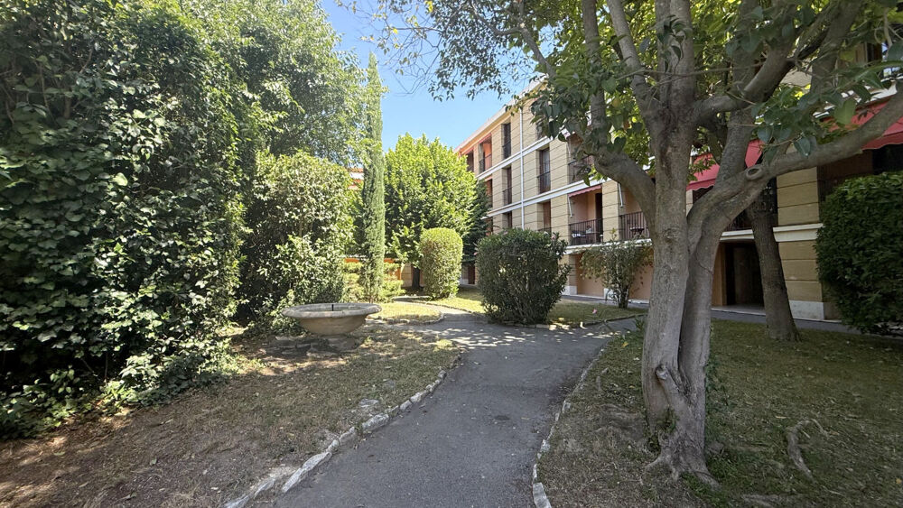Location Appartement Aix-en-Provence, à deux pas du Cours Mirabeau, au calme Aix en provence