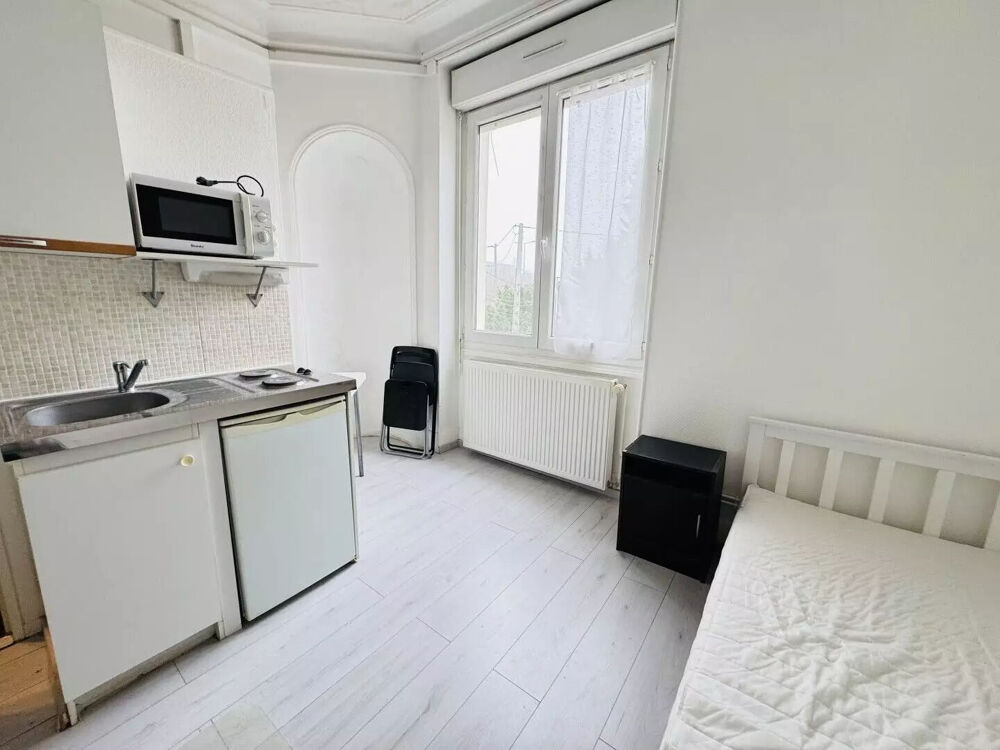 Location Appartement STUDIO MEUBLE DE 13.75M² RUE DE CHAMPMAILLOT Dijon