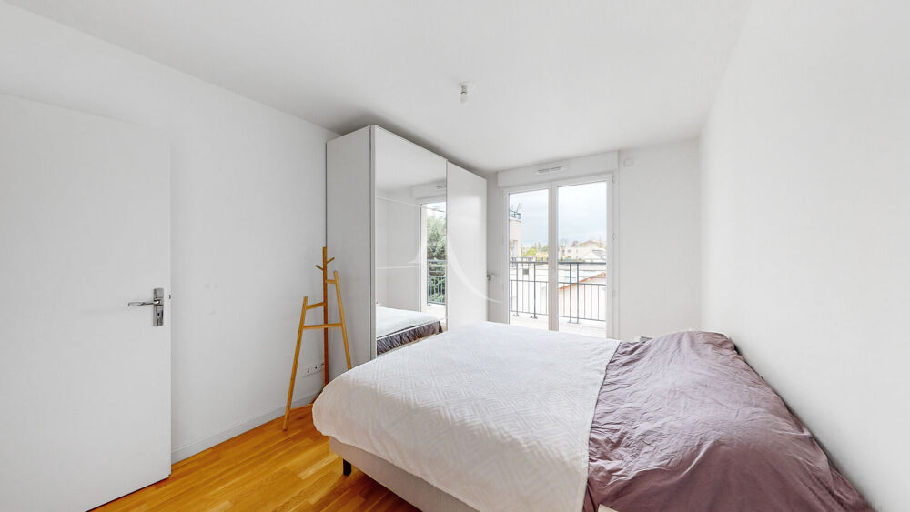 Location Appartement A LOUER - Appartement Le Plessis Robinson 4 pièce(s) 82.15 m2 Le plessis robinson