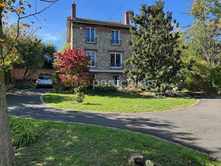  Maison  vendre 5 pices 107 m