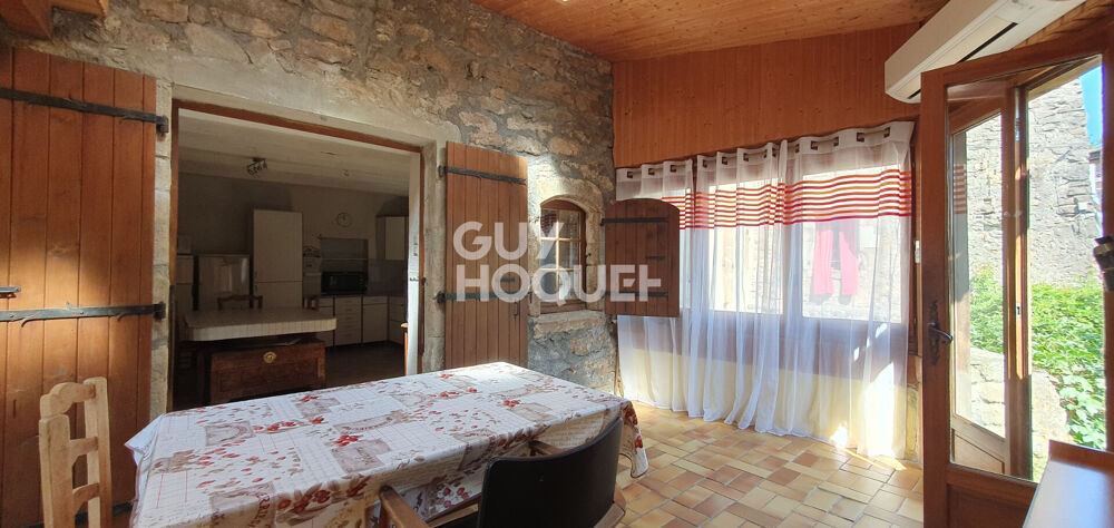 Vente Maison Charmante maison de pays en pierres avec cour intérieure et jardin attenant Saint etienne de fontbellon