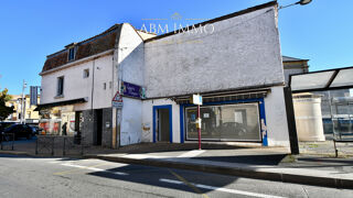  Immeuble � vendre 9 pi�ces 180 m�