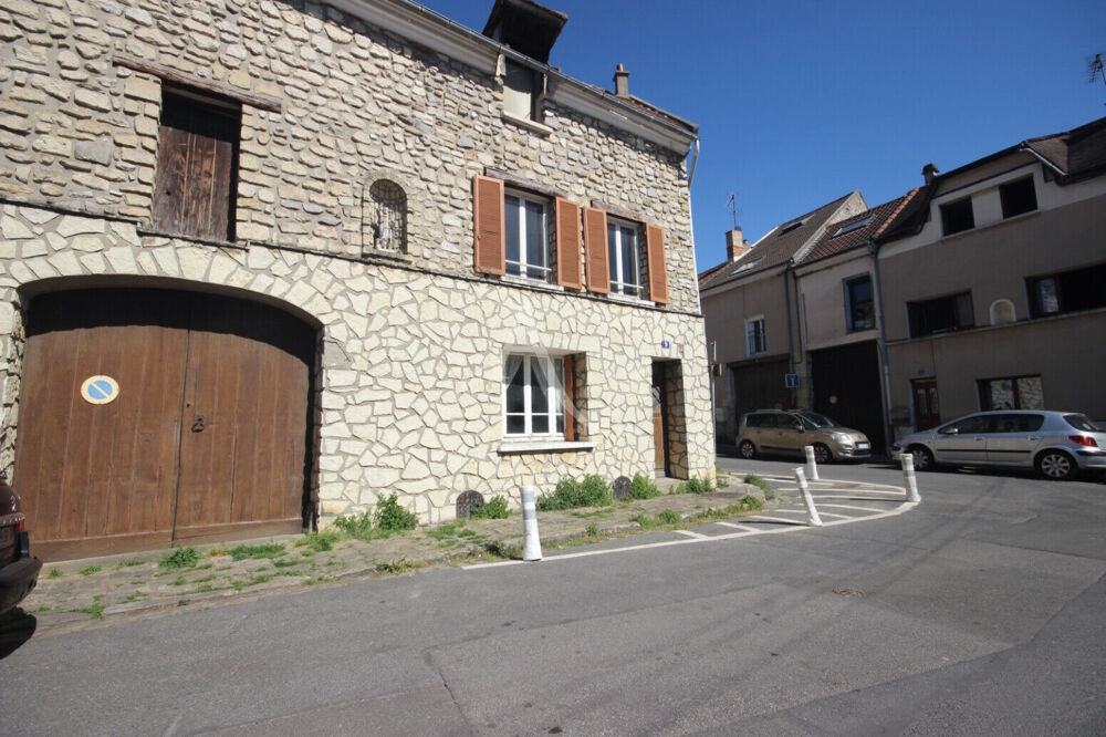 Vente Maison Corps de ferme de 200 m² situé au centre ville Herblay Sur Seine Herblay sur seine