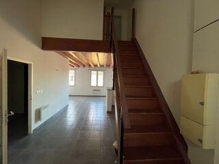  Immeuble à vendre 15 + pièces 416 m²