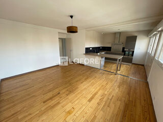  Appartement à louer 4 pièces 67 m²