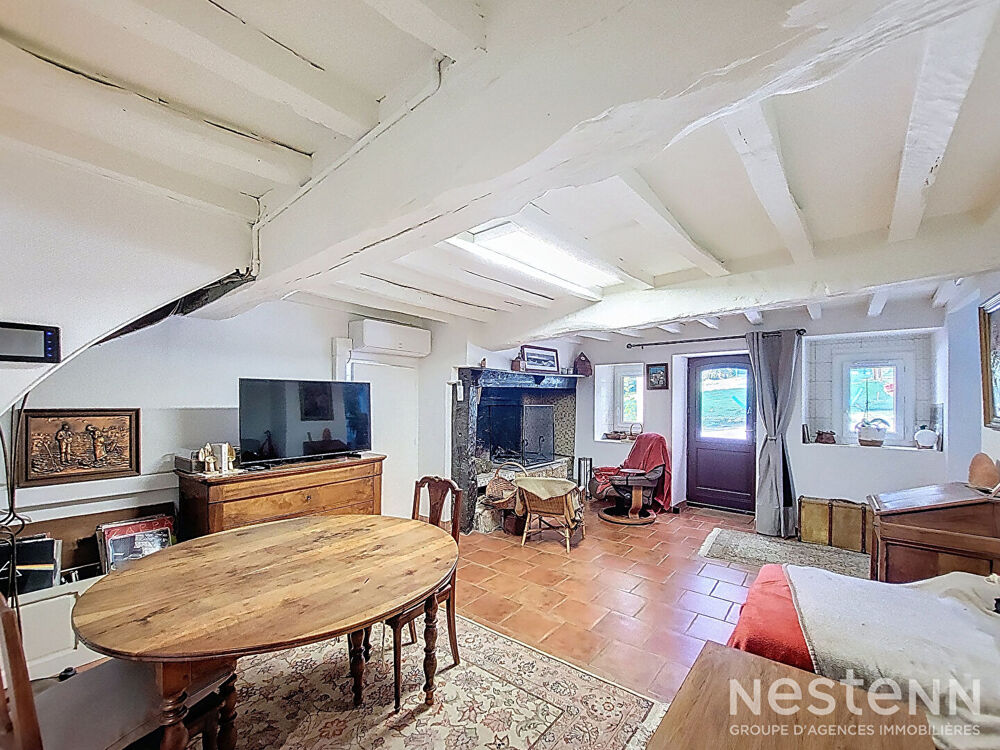 A Vendre Maison en pierre rénovée avec dépendances, piscine et parc arboré sur un hectare